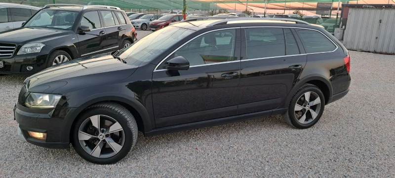 Skoda Octavia SCOUT 2.0 TDI 4x4, снимка 4 - Автомобили и джипове - 51585210