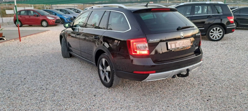 Skoda Octavia SCOUT 2.0 TDI 4x4, снимка 5 - Автомобили и джипове - 51585210