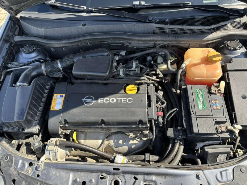 Opel Astra 1.6, снимка 10 - Автомобили и джипове - 52414165