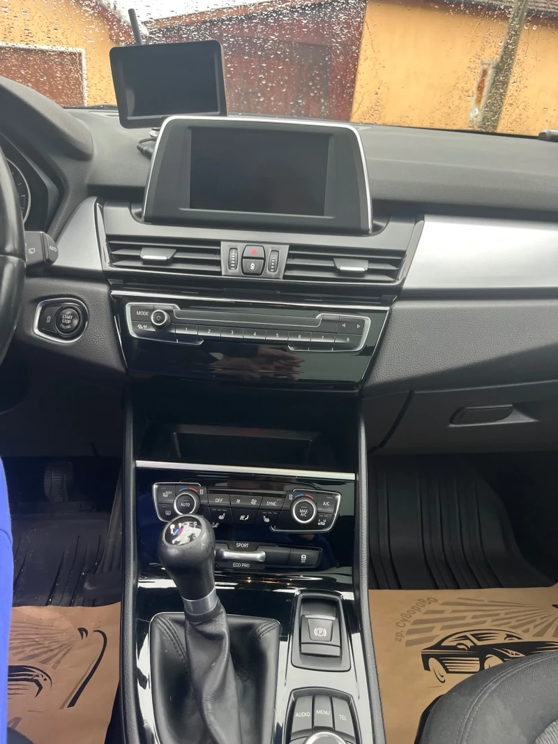 BMW 216 BMW 216 D , снимка 7 - Автомобили и джипове - 52199313