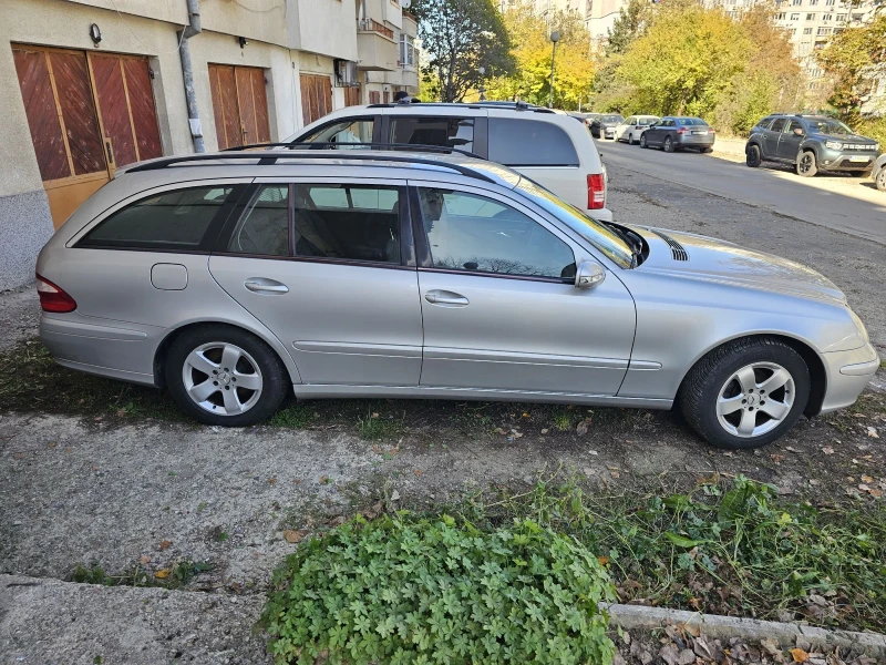 Mercedes-Benz E 200 E 200 Compressor Автомат, снимка 3 - Автомобили и джипове - 52742362