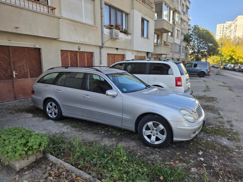 Mercedes-Benz E 200 E 200 Compressor Автомат, снимка 5 - Автомобили и джипове - 52742362