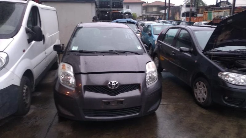 Toyota Yaris 1,4 d4d 4-БРОЯ, снимка 3 - Автомобили и джипове - 30692651