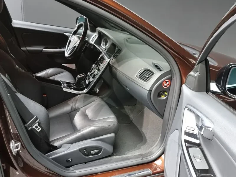 Volvo V60 Cross Country T5 Awd | Mobile.bg � ����������� 10