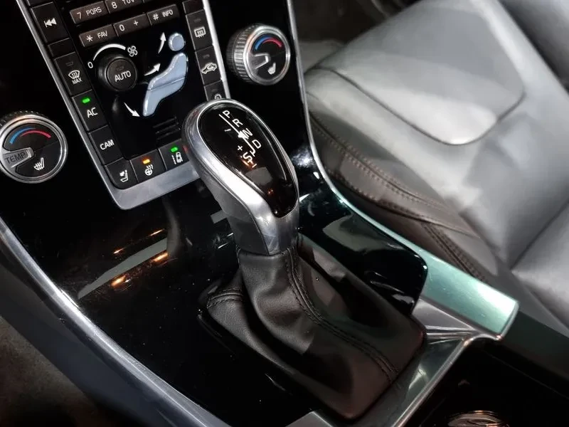 Volvo V60 Cross Country T5 Awd | Mobile.bg � ����������� 9