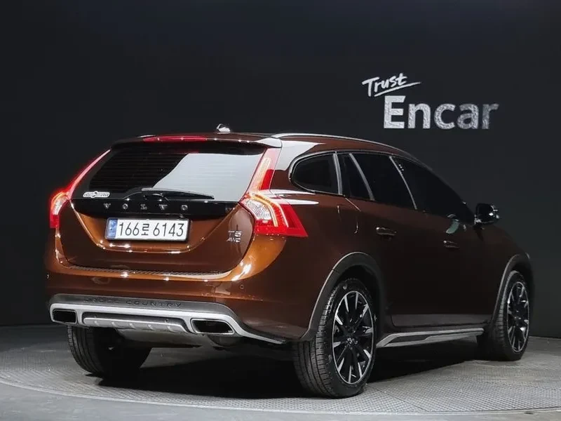 Volvo V60 Cross Country T5 Awd | Mobile.bg � ����������� 2