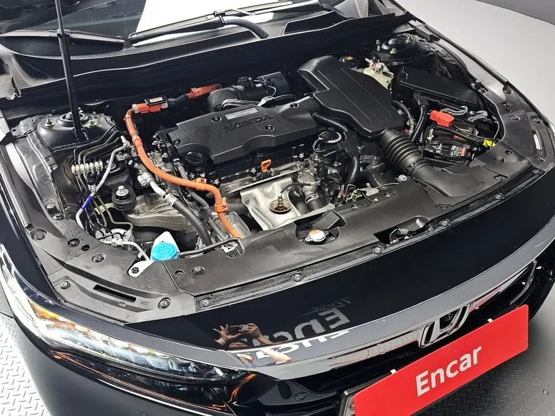 Honda Accord 10Th Generation 2.0 Hybrid Touring | Mobile.bg � ����������� 6