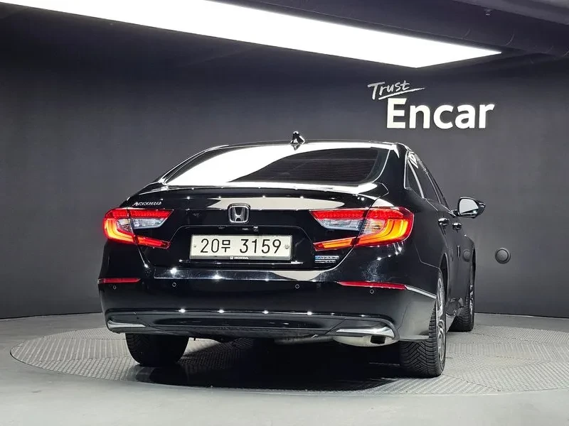 Honda Accord 10Th Generation 2.0 Hybrid Touring | Mobile.bg � ����������� 4