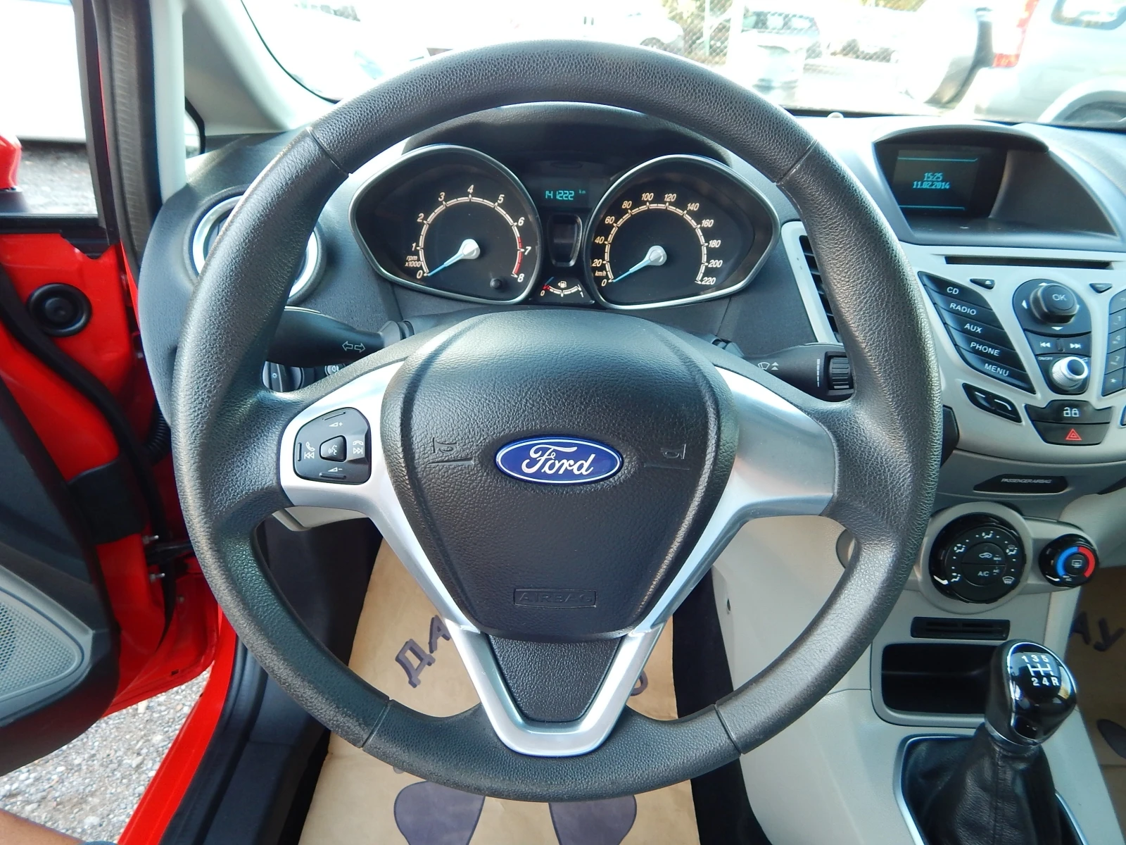 Ford Fiesta 1.2i* ПЕРФЕКТНА*  - изображение 10