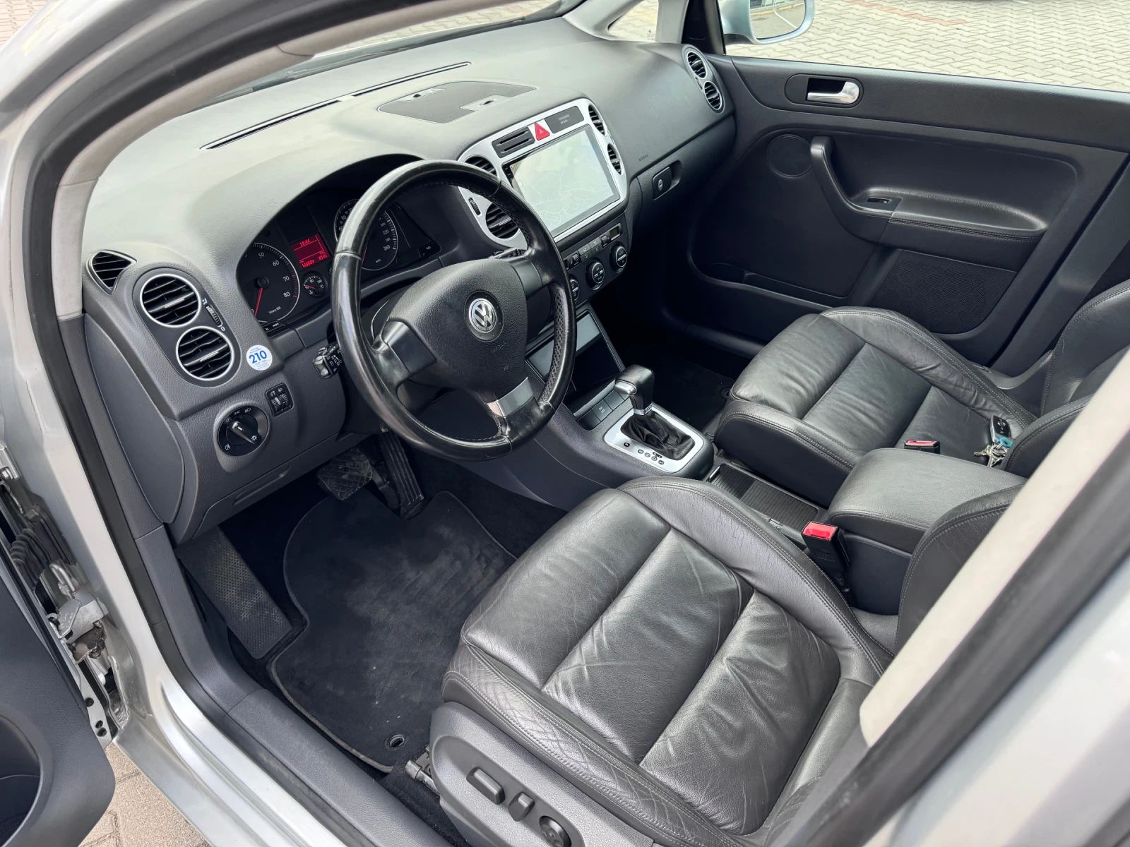 VW Golf Plus Automatic(DSG) 1.4TSI/КОЖЕН САЛОН/ - изображение 8