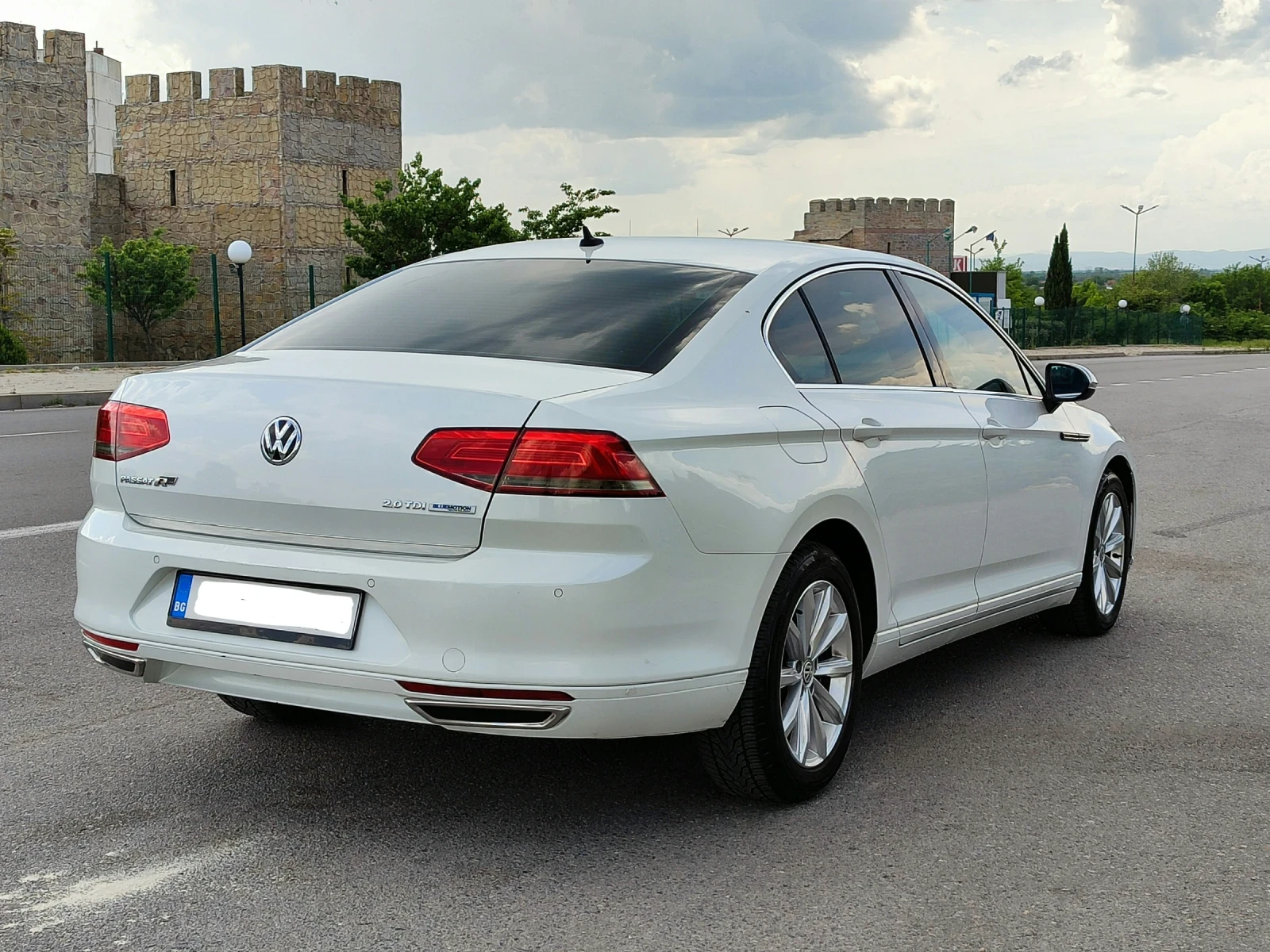 VW Passat 2.0tdi 150hp R Line  - изображение 6
