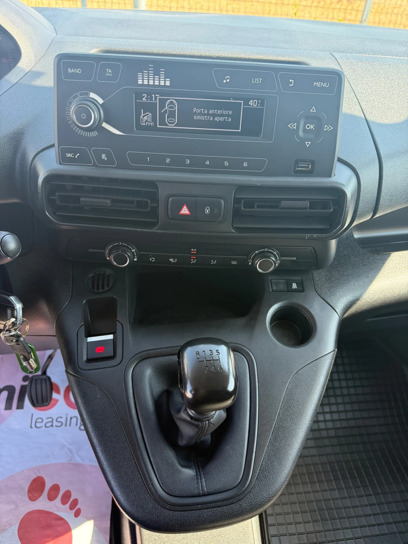 Peugeot Partner 1.5eHDI / 130кс* EURO6D * 129747km!!!*  - изображение 8
