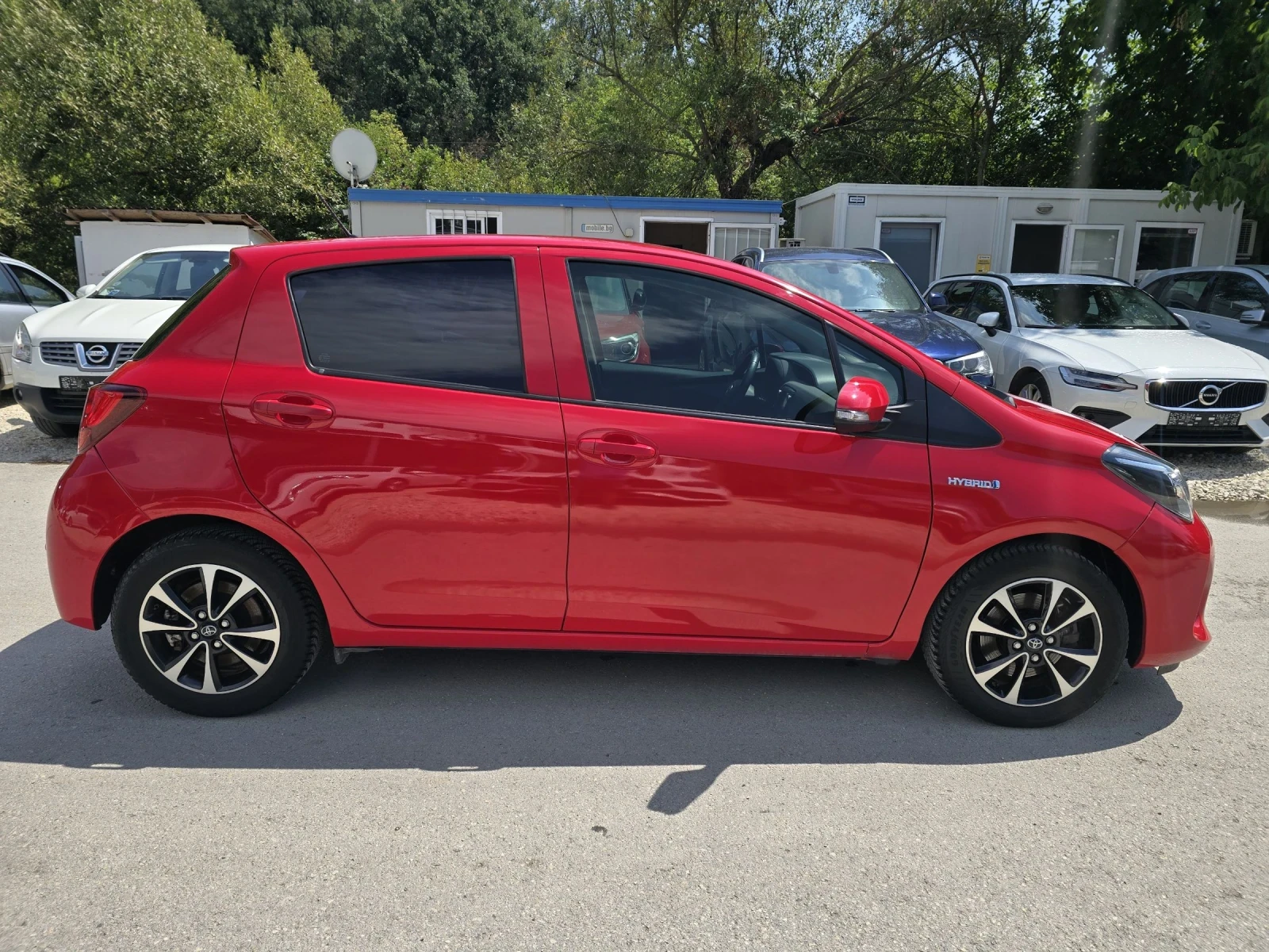 Toyota Yaris 1.5 73 к.с хибрид  - изображение 8