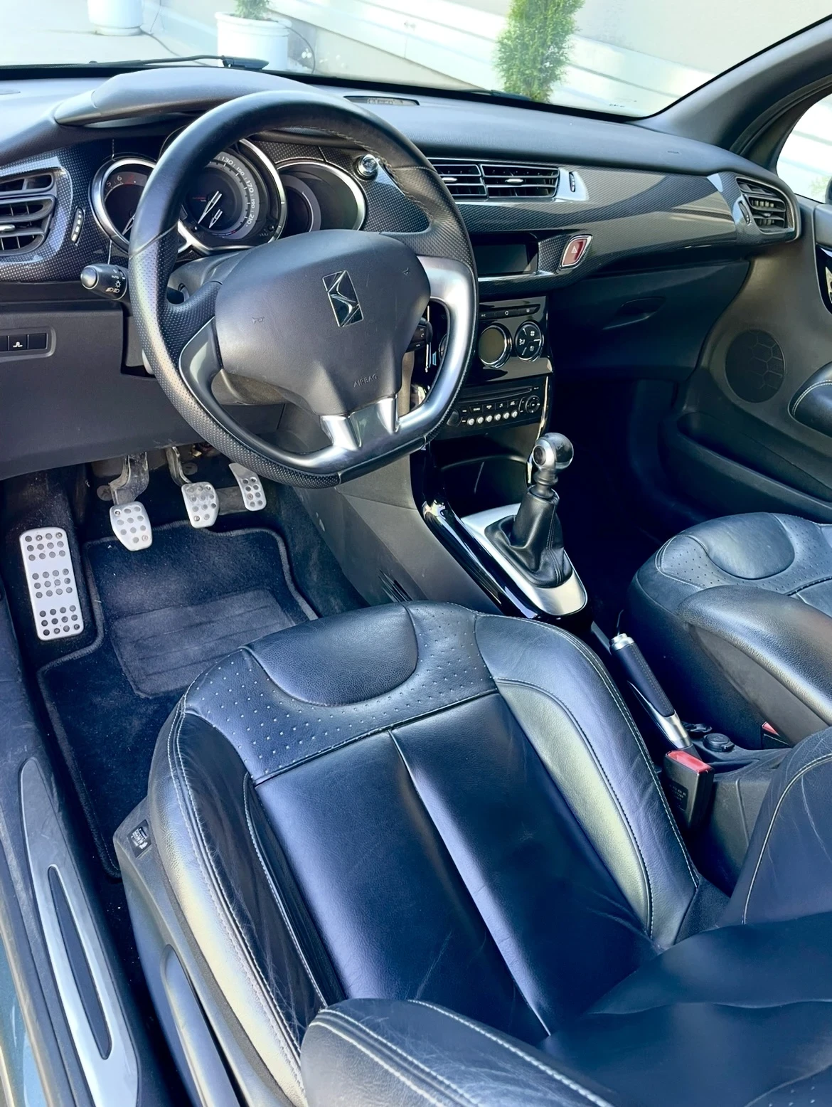 Citroen DS3 1.6 / 156�.� / ���� / ������� / ���������� | Mobile.bg � ����������� 11