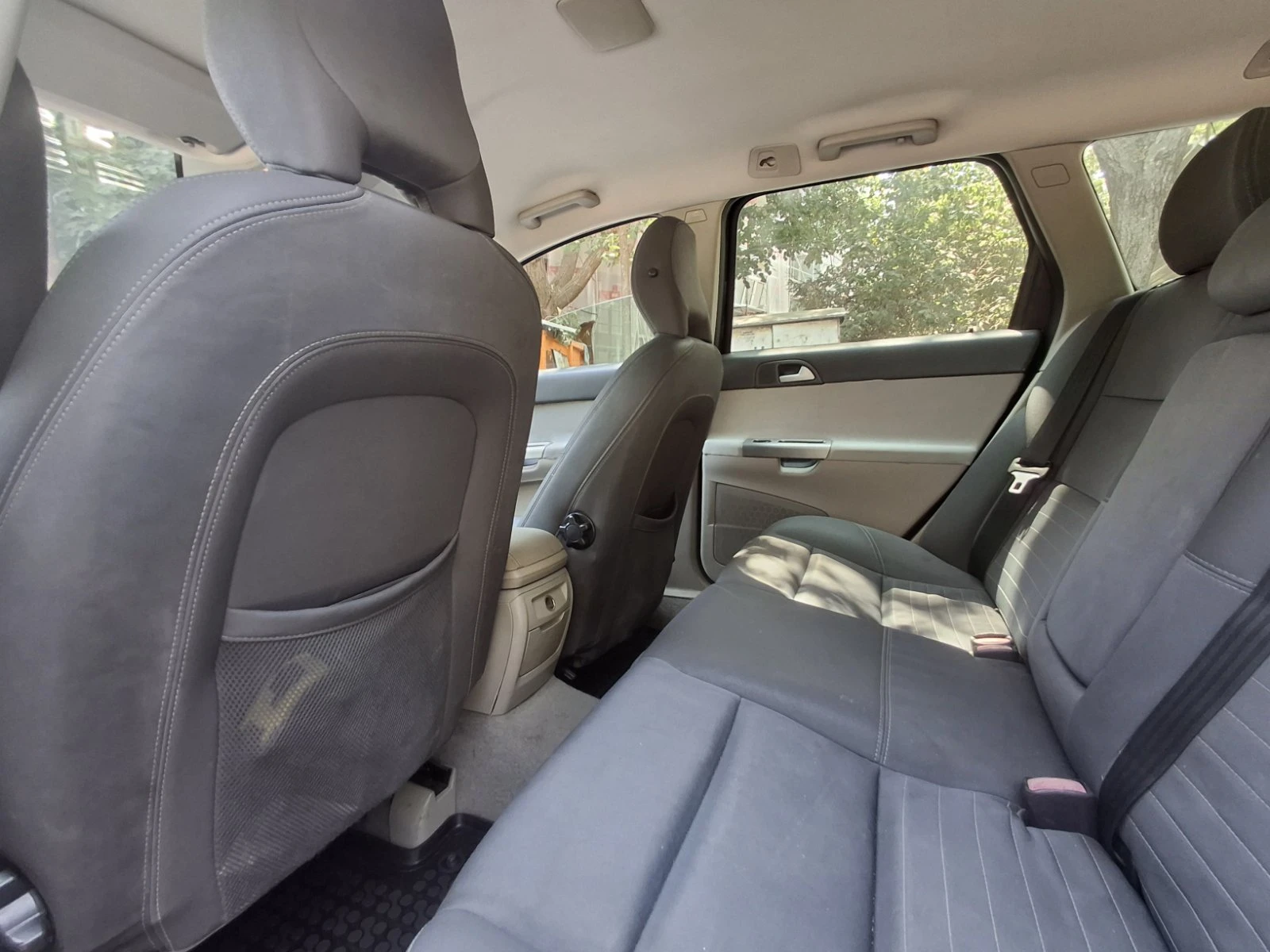 Volvo V50  - изображение 6