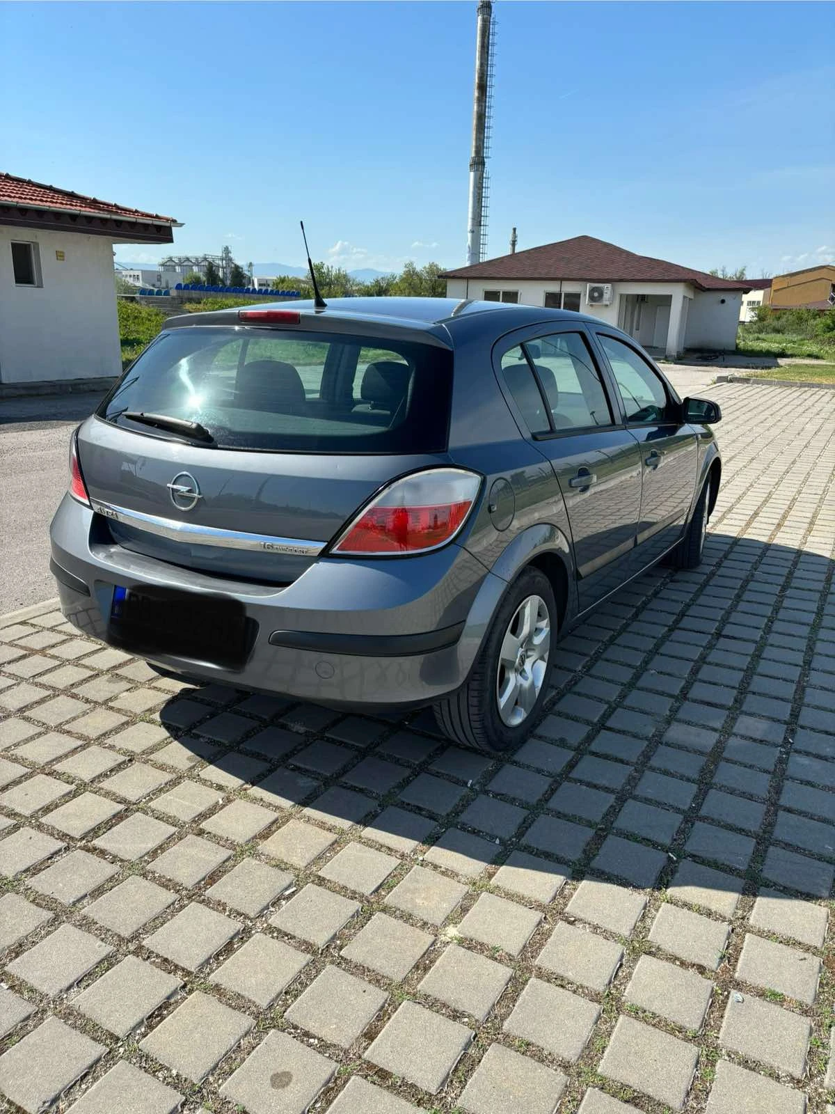 Opel Astra 1.6 - изображение 5