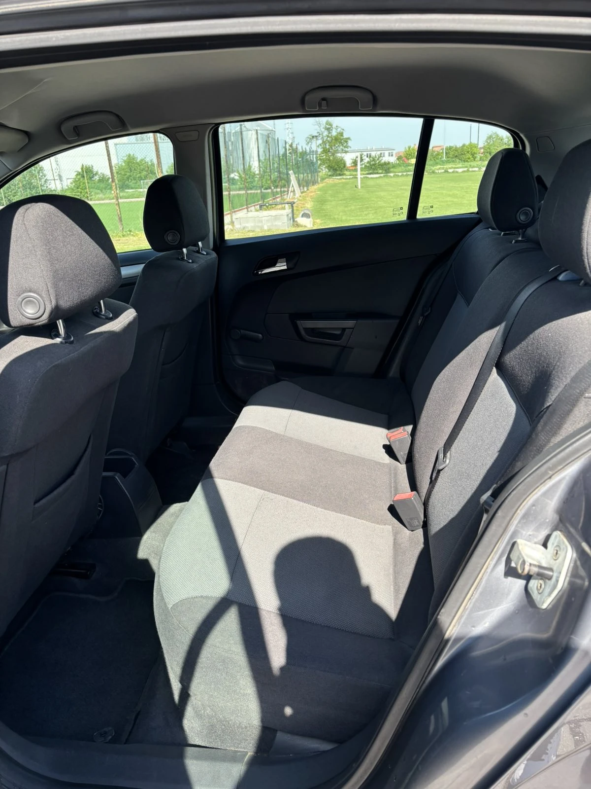 Opel Astra 1.6 - изображение 8