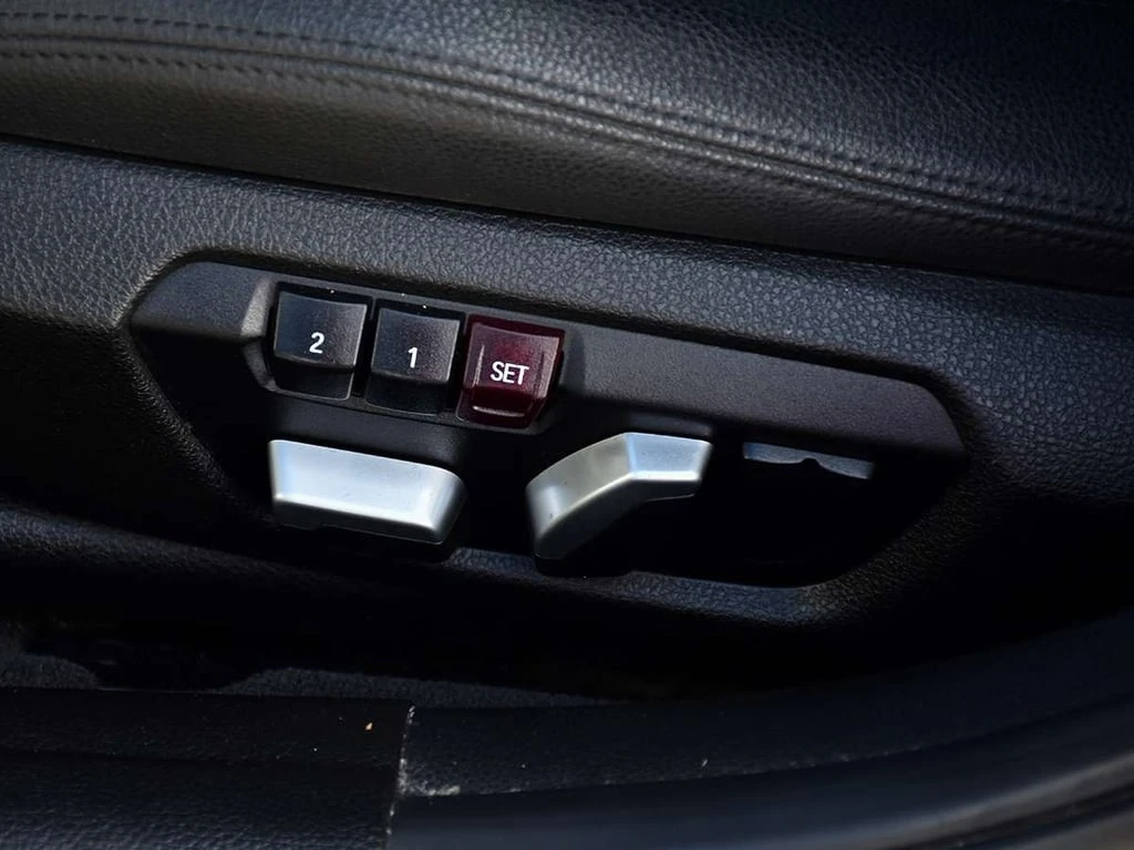 BMW 330 * xDrive SA * CARFAX * ���� �� �� | Mobile.bg � ����������� 11