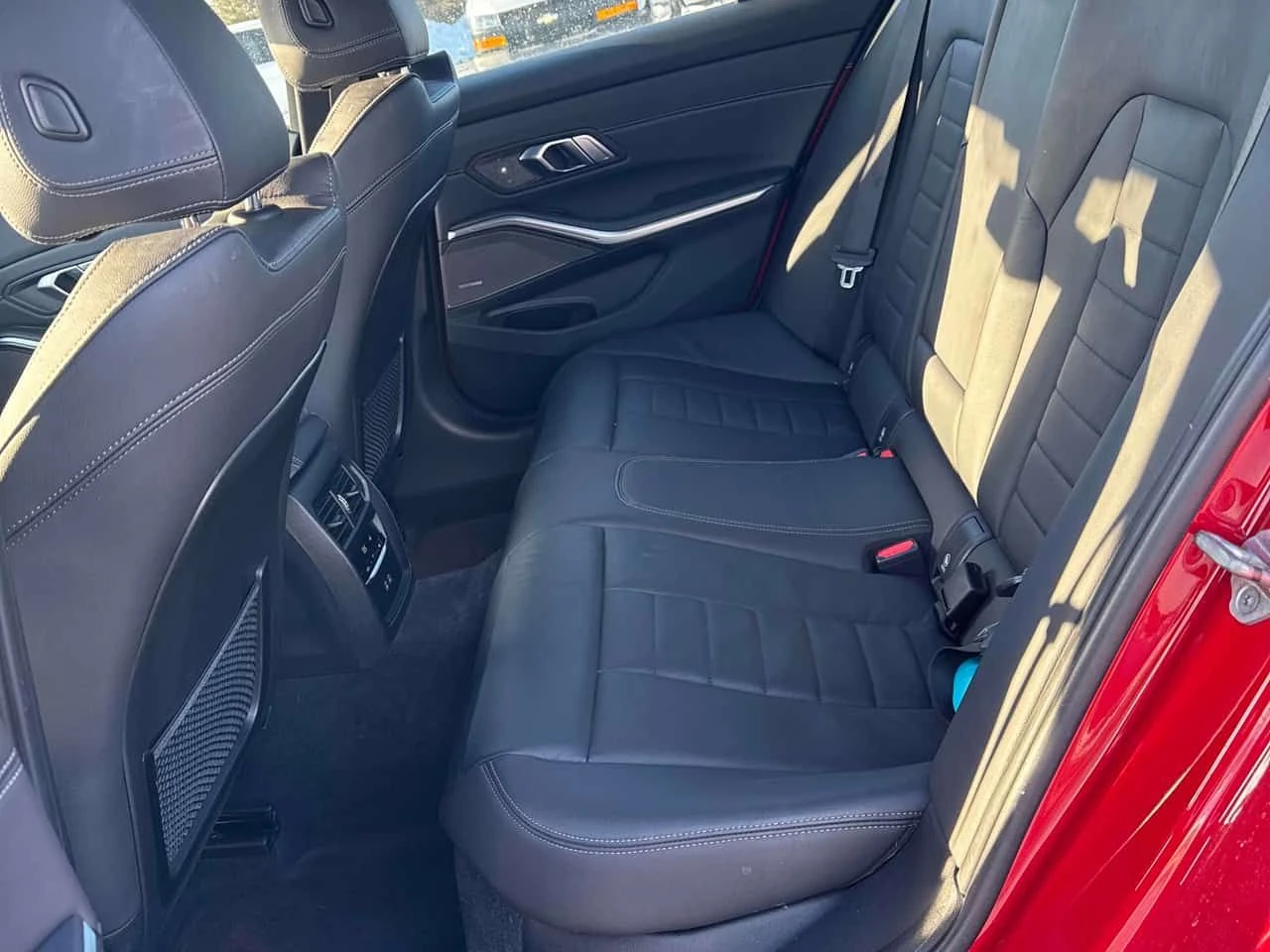 BMW 330 i xDrive* 360 ������* ��������* Harman/Kardon | Mobile.bg � ����������� 12