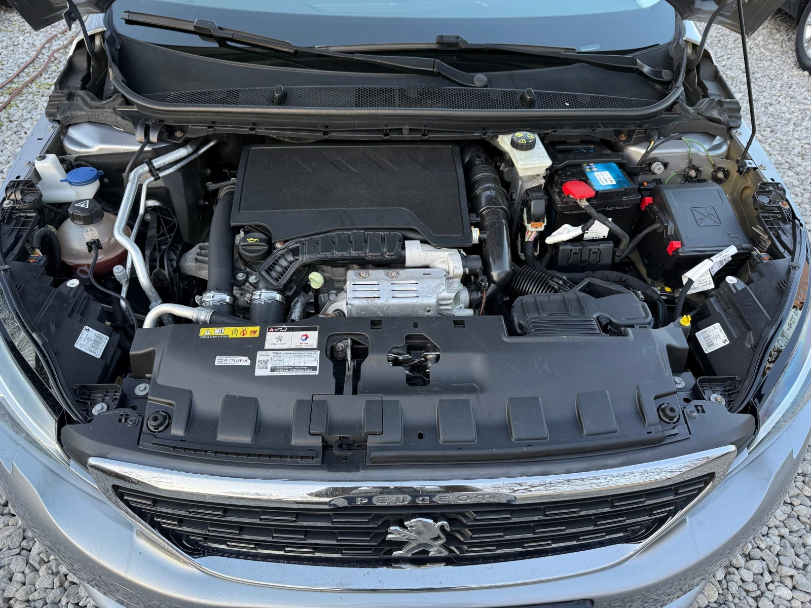 Peugeot 308 1.2 Pure Tech Allure - АВТОМАТИК - ТОП СЪСТОЯНИЕ!, снимка 17 - Автомобили и джипове - 53814894