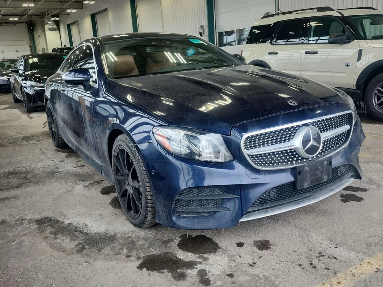 Mercedes-Benz E 400 CARFAX, снимка 2 - Автомобили и джипове - 53854276