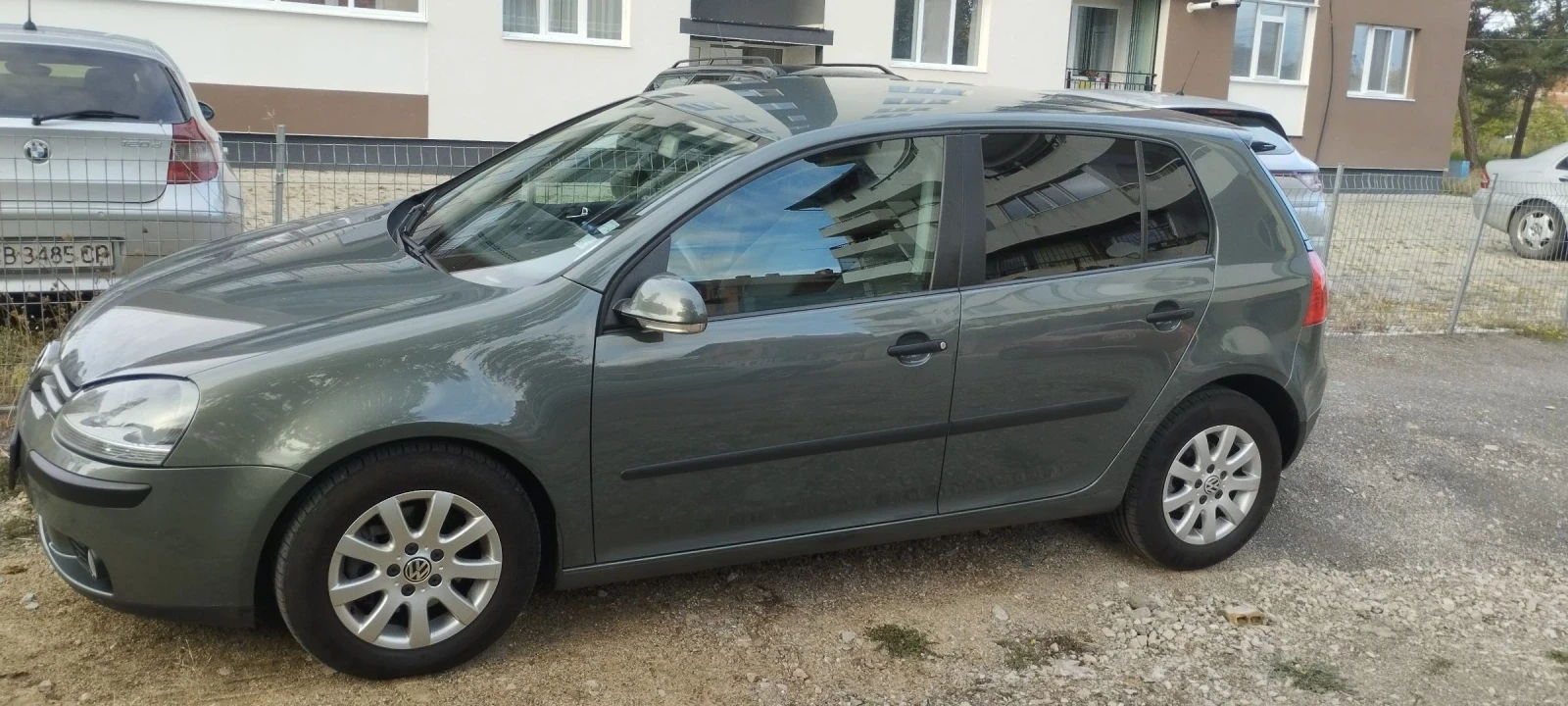 VW Golf 1.6Fsi 115 138000км релни, снимка 2 - Автомобили и джипове - 54140743