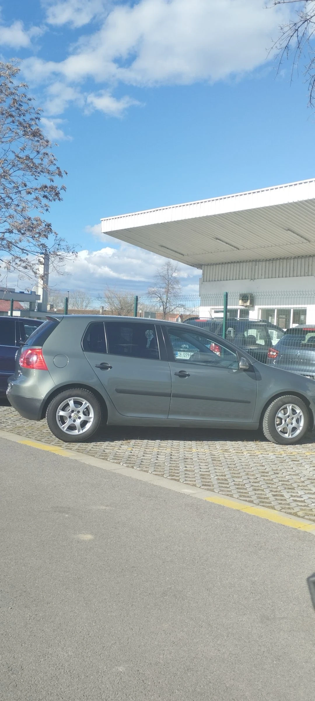 VW Golf 1.6Fsi 115 138000км релни, снимка 17 - Автомобили и джипове - 54140743