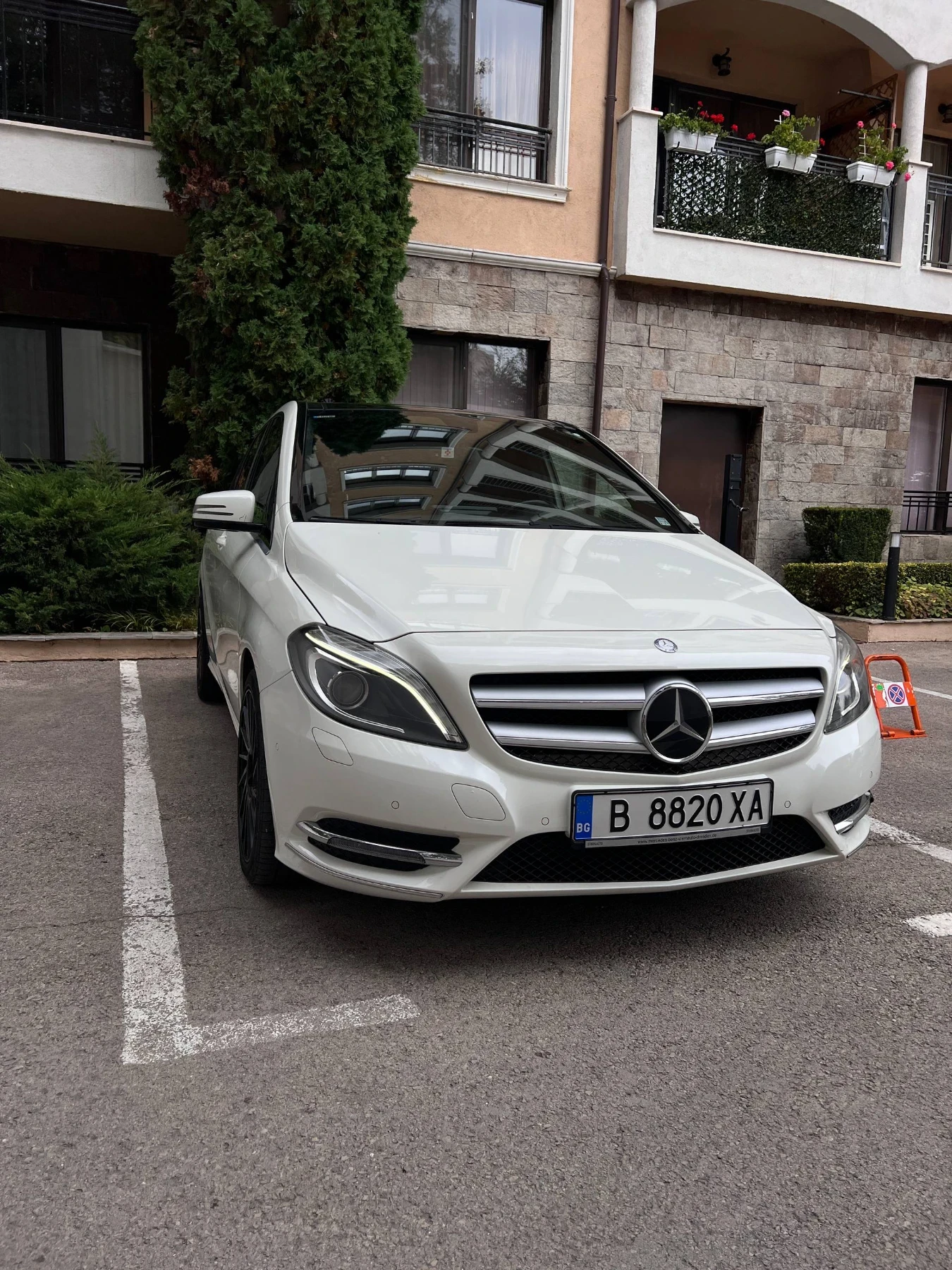 Mercedes-Benz B 220 2.2 CDI Panorama, снимка 2 - Автомобили и джипове - 54171561