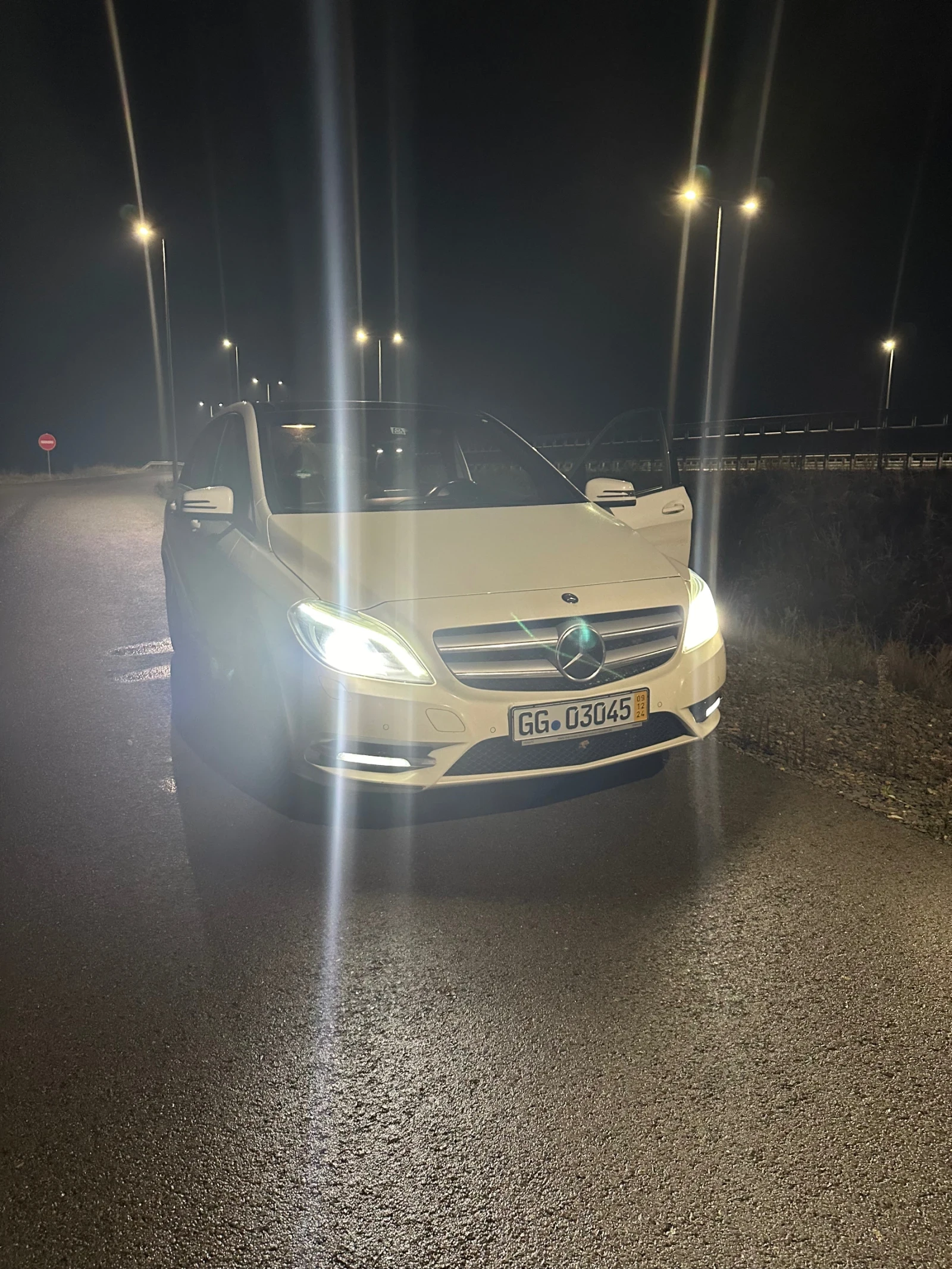 Mercedes-Benz B 220 2.2 CDI Panorama, снимка 16 - Автомобили и джипове - 54171561