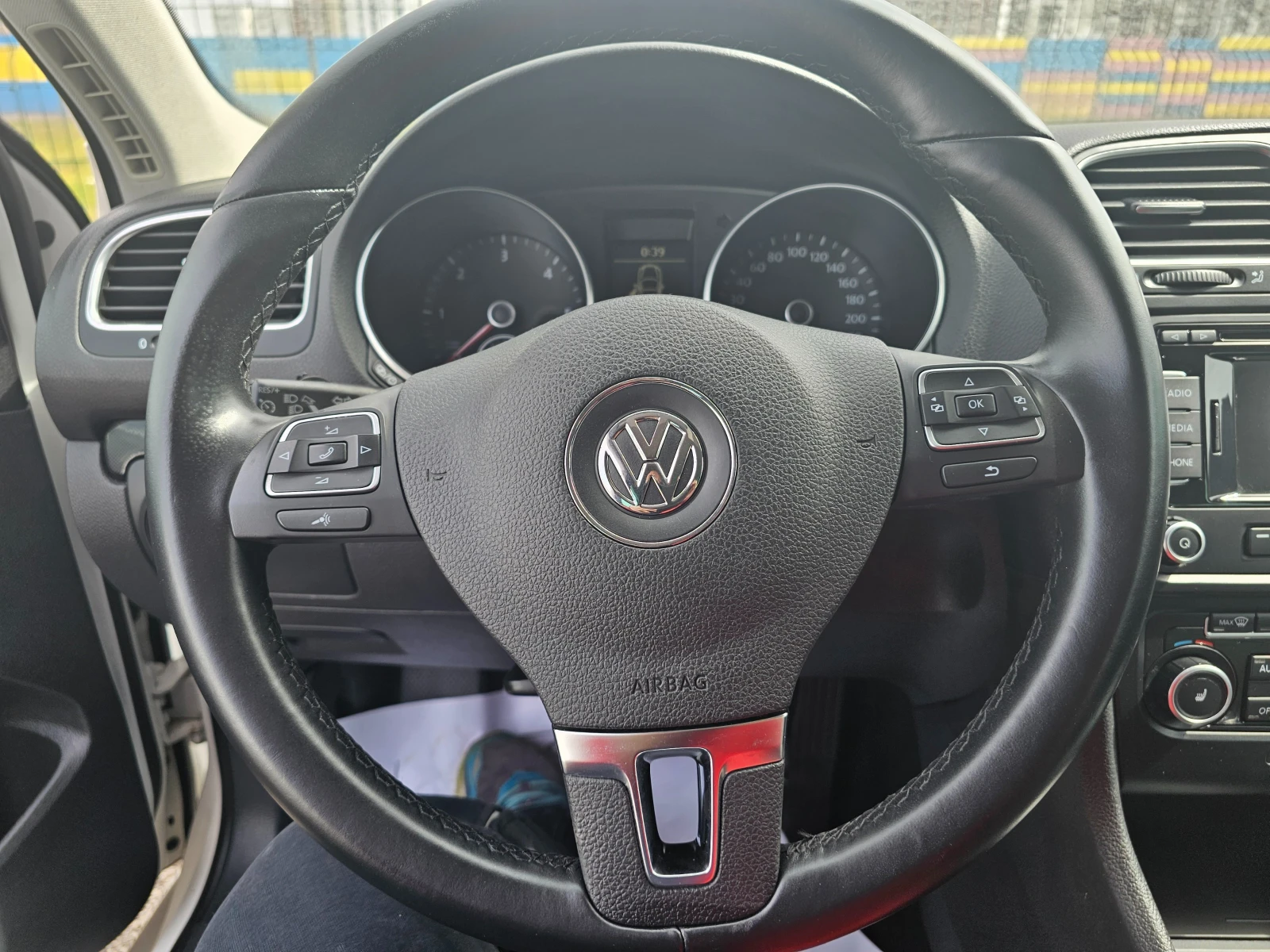 VW Golf 2.0tdi, снимка 15 - Автомобили и джипове - 54217899