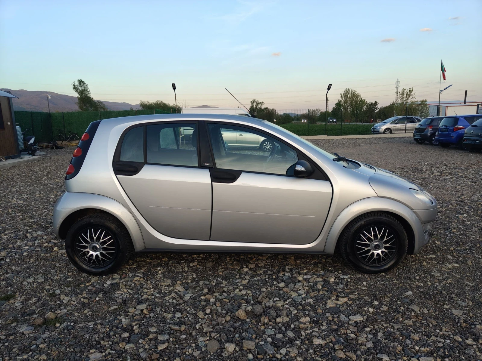 Smart Forfour 1.5 CDI 70, снимка 7 - Автомобили и джипове - 54346553
