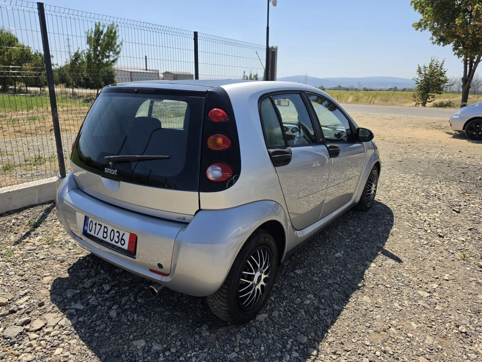 Smart Forfour 1.5 CDI 70, снимка 5 - Автомобили и джипове - 54346553