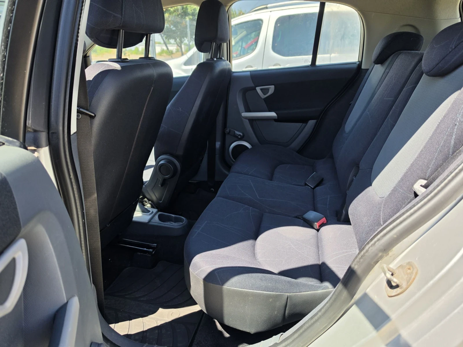 Smart Forfour 1.5 CDI 70, снимка 16 - Автомобили и джипове - 54346553