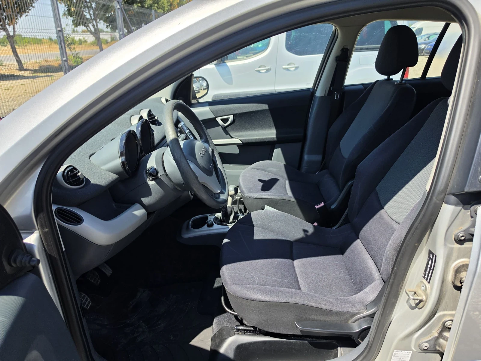 Smart Forfour 1.5 CDI 70, снимка 12 - Автомобили и джипове - 54346553
