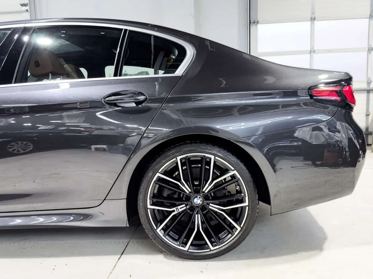 BMW 540 * xDrive * CARFAX * ЦЕНА ДО БГ, снимка 9 - Автомобили и джипове - 54441330