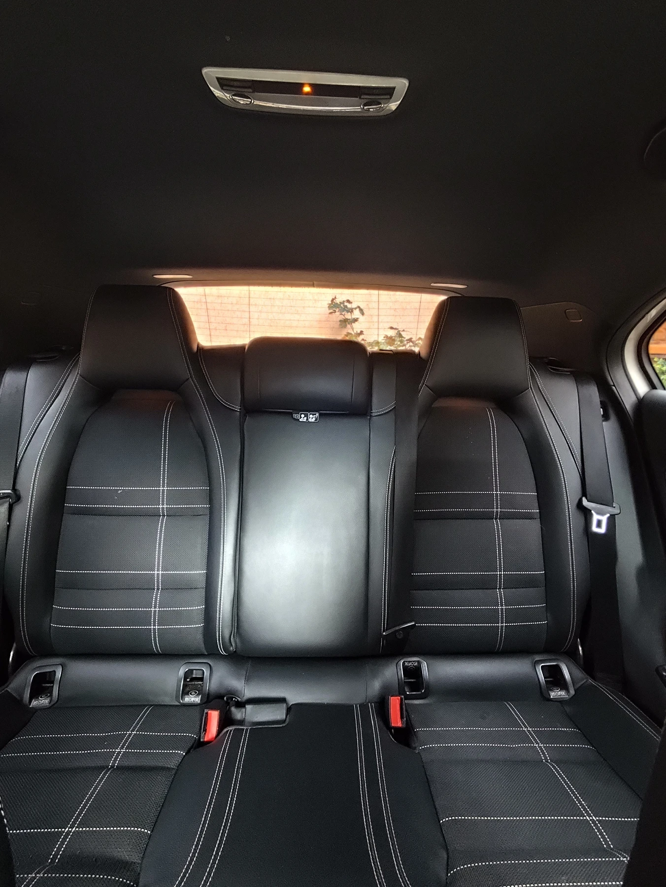 Mercedes-Benz A 250 Amg, снимка 6 - Автомобили и джипове - 54445670
