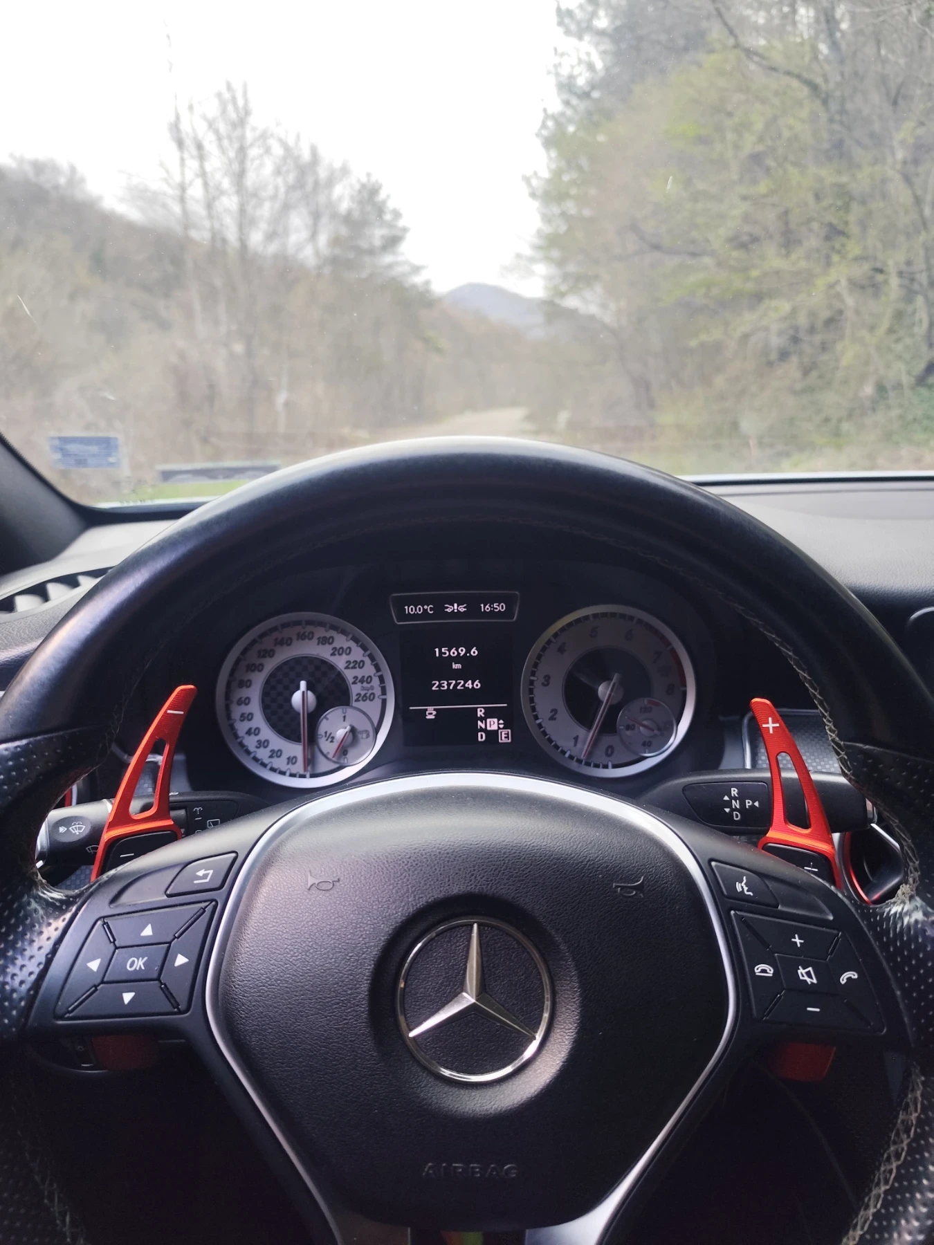 Mercedes-Benz A 250 Amg, снимка 7 - Автомобили и джипове - 54445670