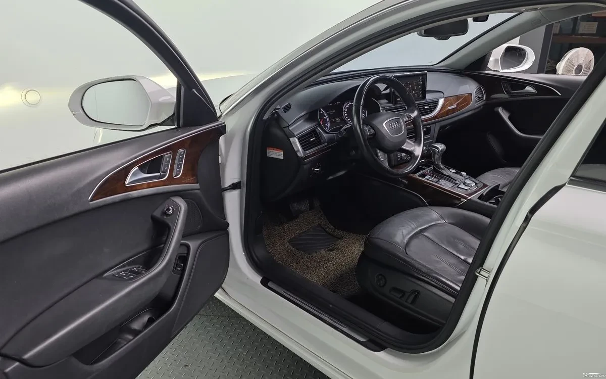 Audi A6 45 TDI Quattro, снимка 11 - Автомобили и джипове - 54819396