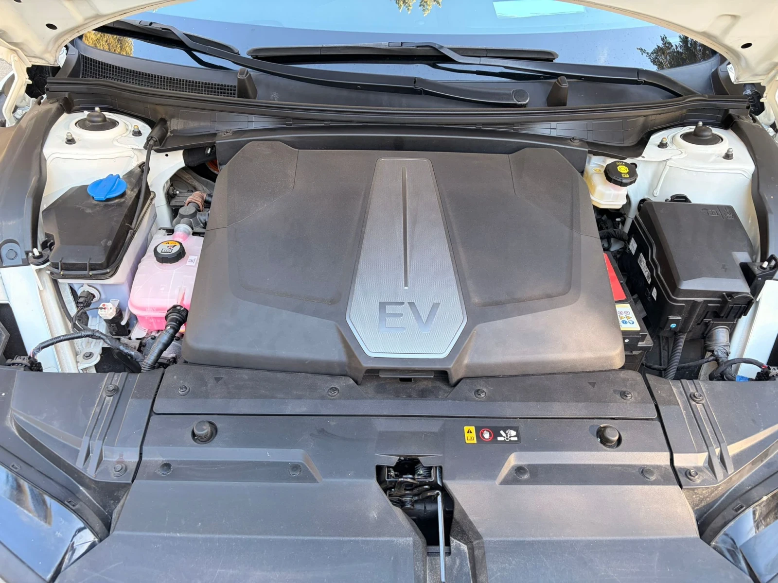 Kia EV6 EV6, снимка 5 - Автомобили и джипове - 54842348
