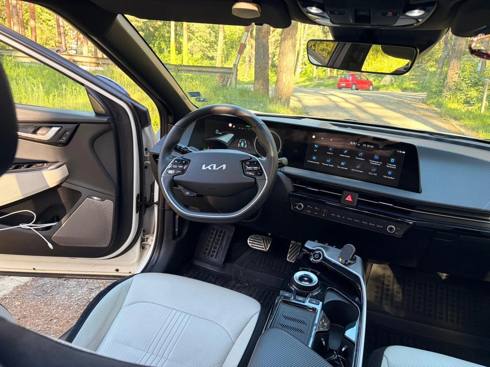 Kia EV6 EV6, снимка 3 - Автомобили и джипове - 54842348