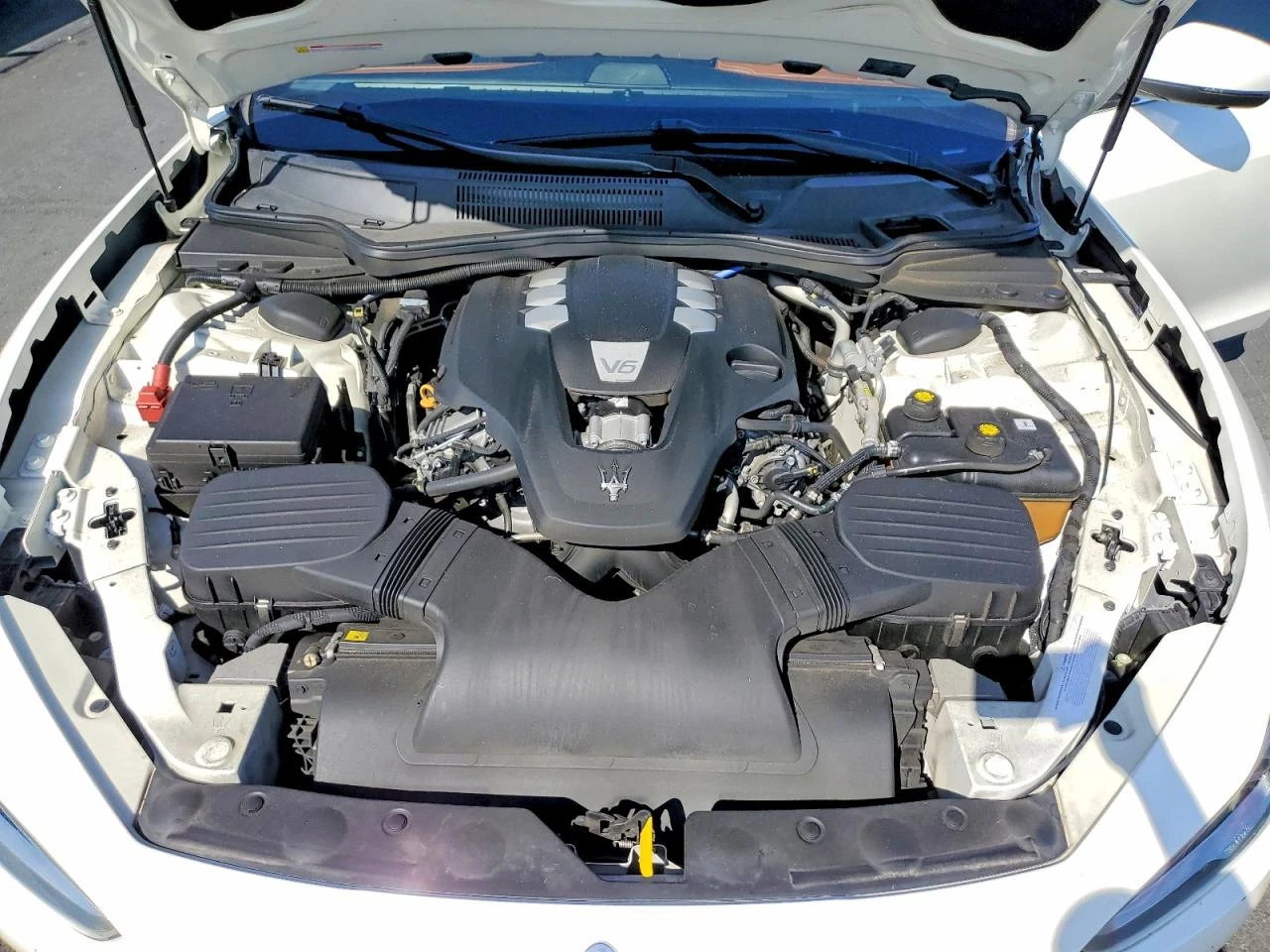 Maserati Ghibli 3.0l Luxury, снимка 11 - Автомобили и джипове - 54882227