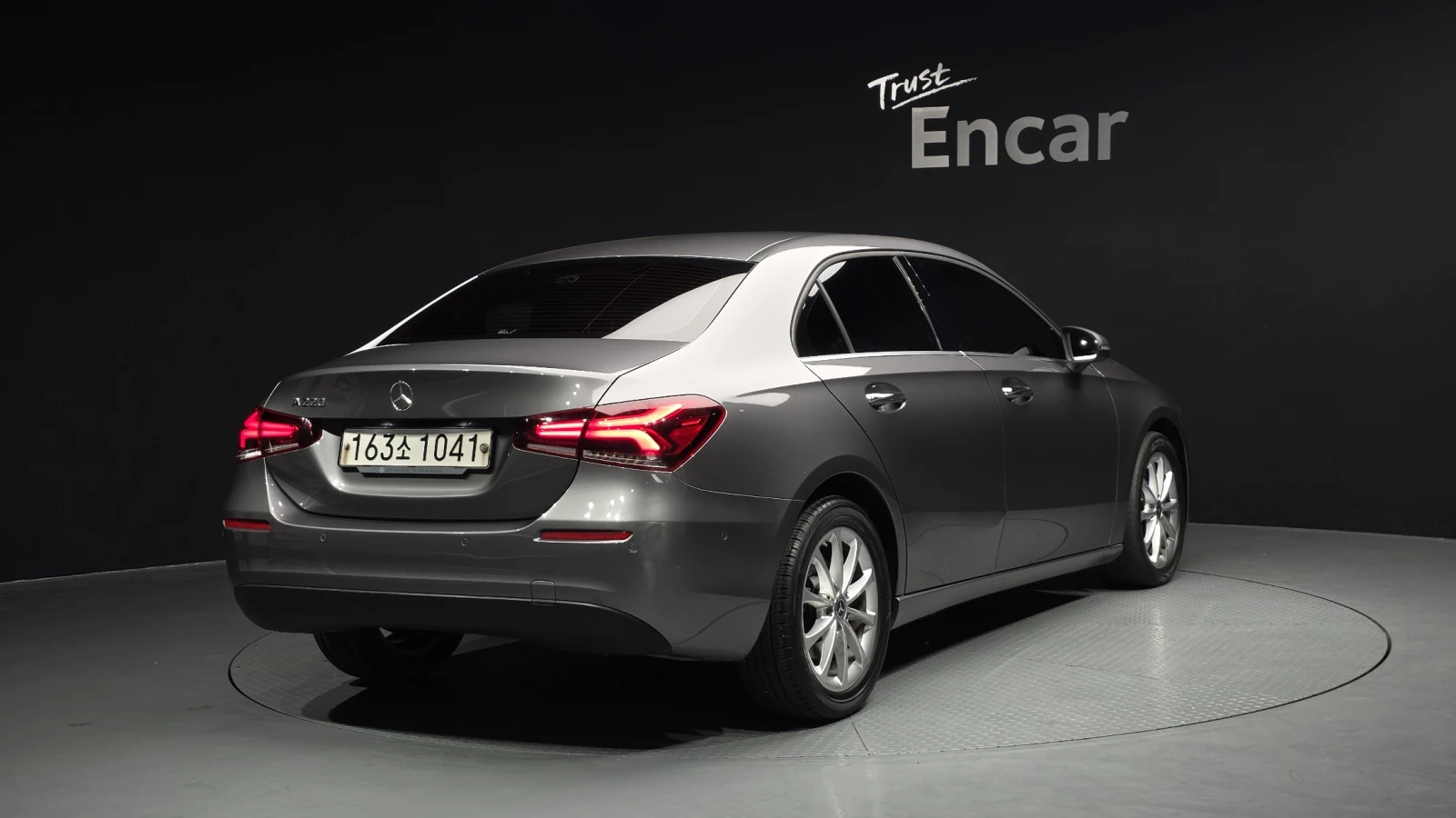 Mercedes-Benz A 220 2.0 W177 Sedan, снимка 3 - Автомобили и джипове - 54963915