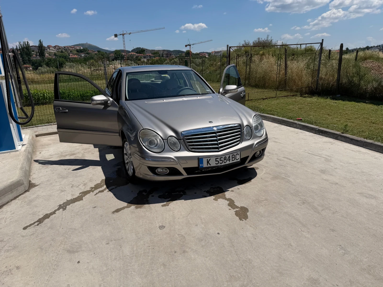 Mercedes-Benz E 280, снимка 2 - Автомобили и джипове - 54989976