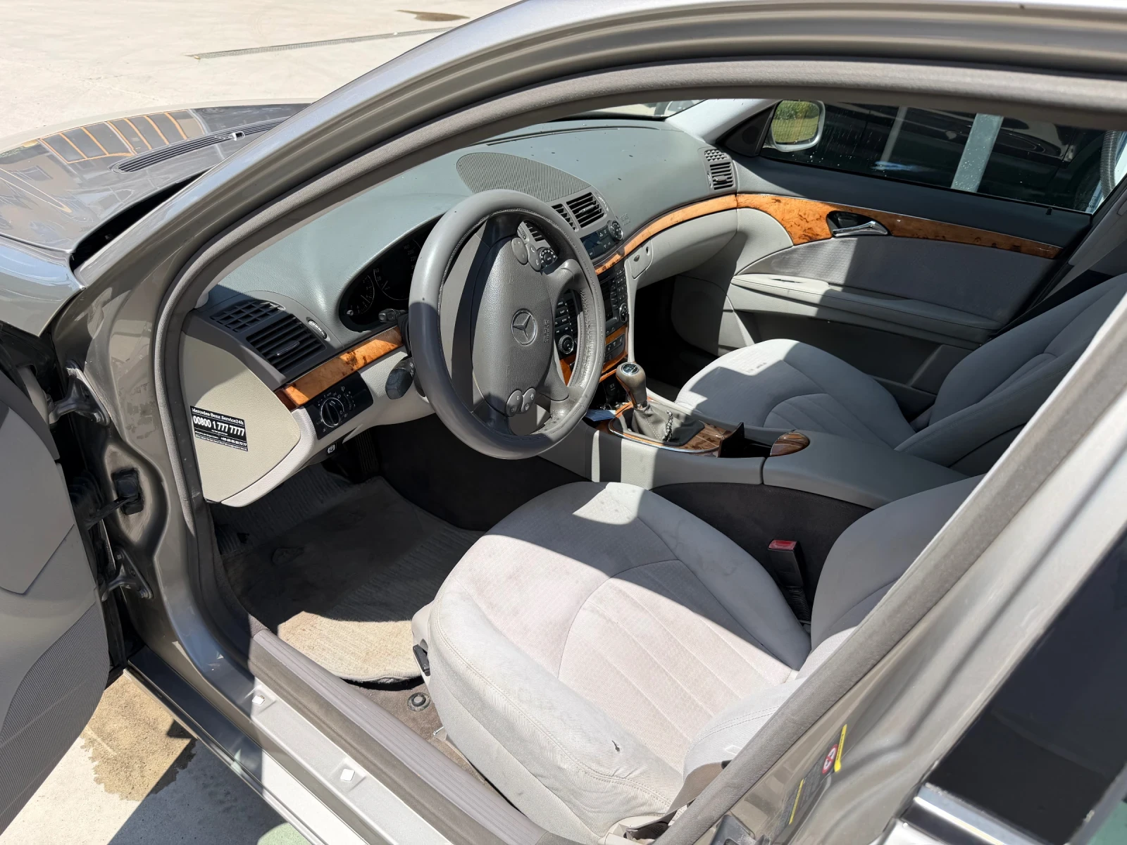 Mercedes-Benz E 280, снимка 7 - Автомобили и джипове - 54989976