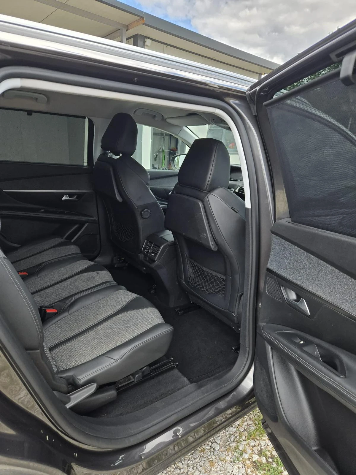 Peugeot 5008 1.2 PureTech Turbo , снимка 12 - Автомобили и джипове - 55086296