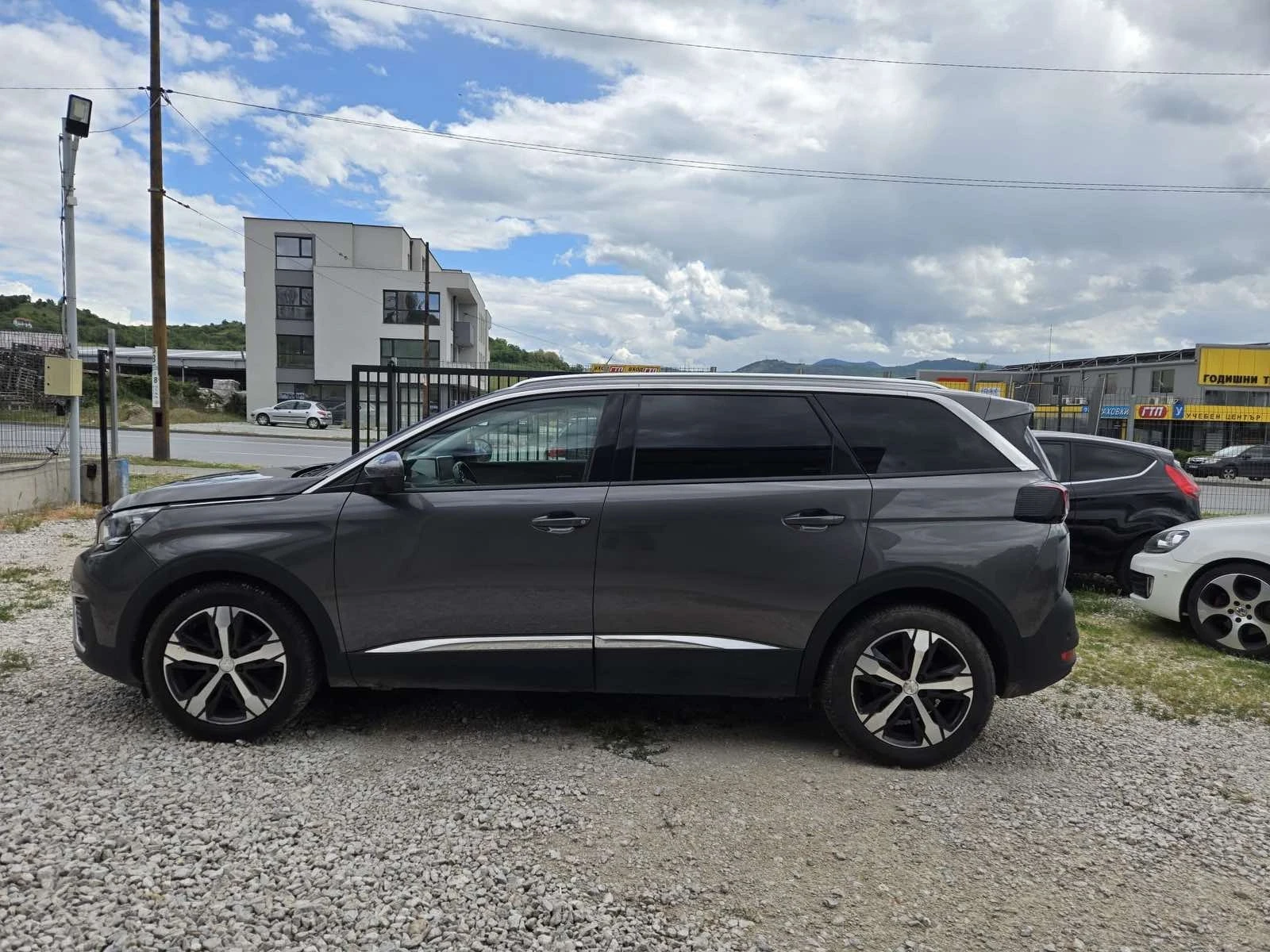 Peugeot 5008 1.2 PureTech Turbo , снимка 7 - Автомобили и джипове - 55086296