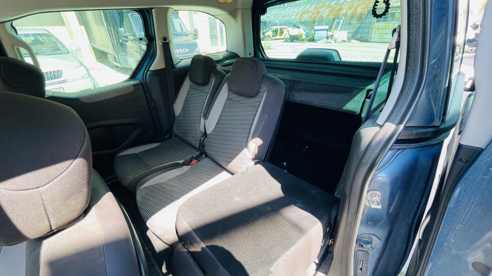 Peugeot Partner tepee, снимка 16 - Автомобили и джипове - 55411741