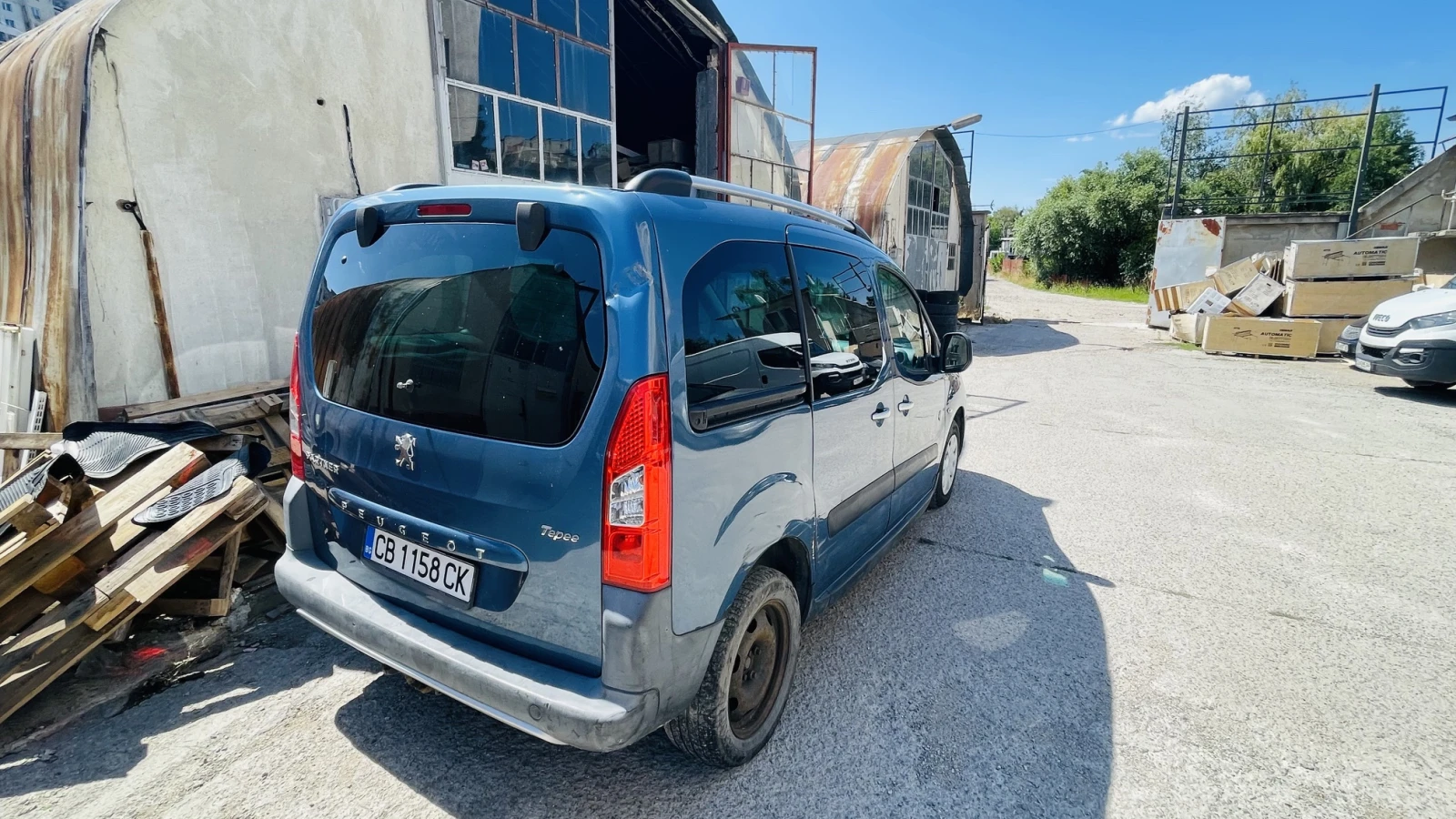 Peugeot Partner tepee, снимка 3 - Автомобили и джипове - 55411741