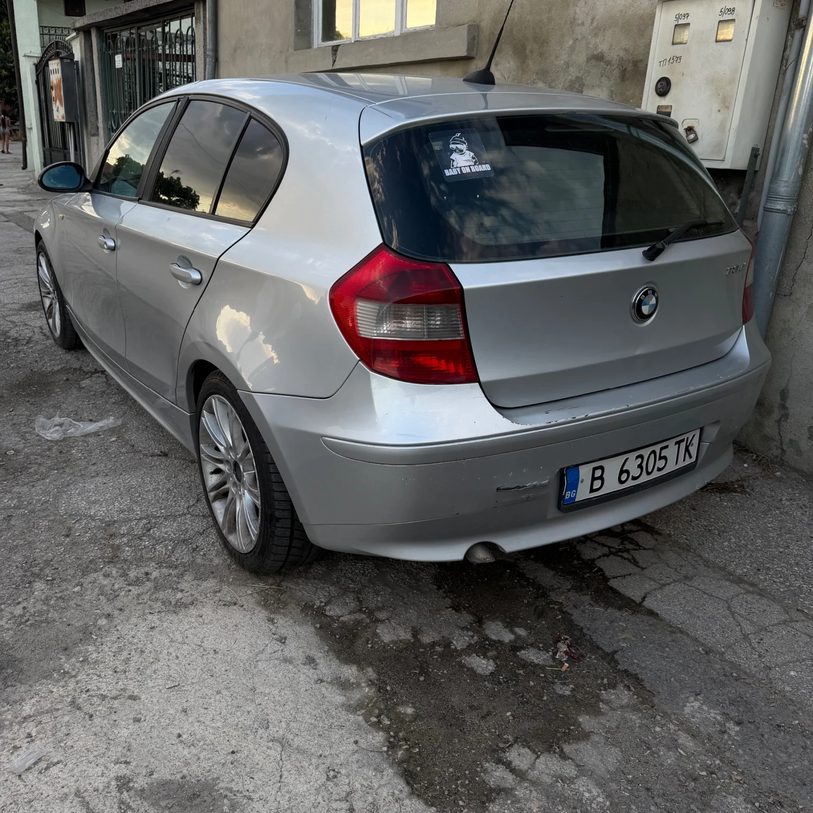 BMW 118, снимка 3 - Автомобили и джипове - 55435710