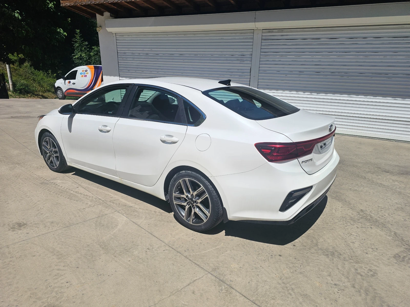 Kia Forte | Mobile.bg � ����������� 10